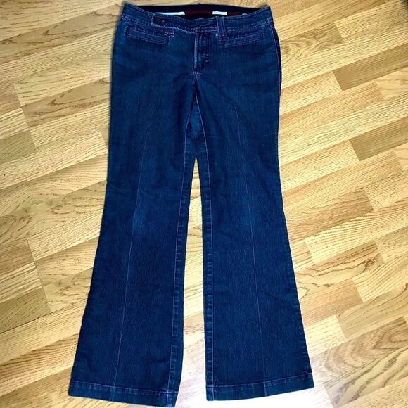 Trendy Banana Republic Flare Leg Style Jeans - Picture 1 of 12